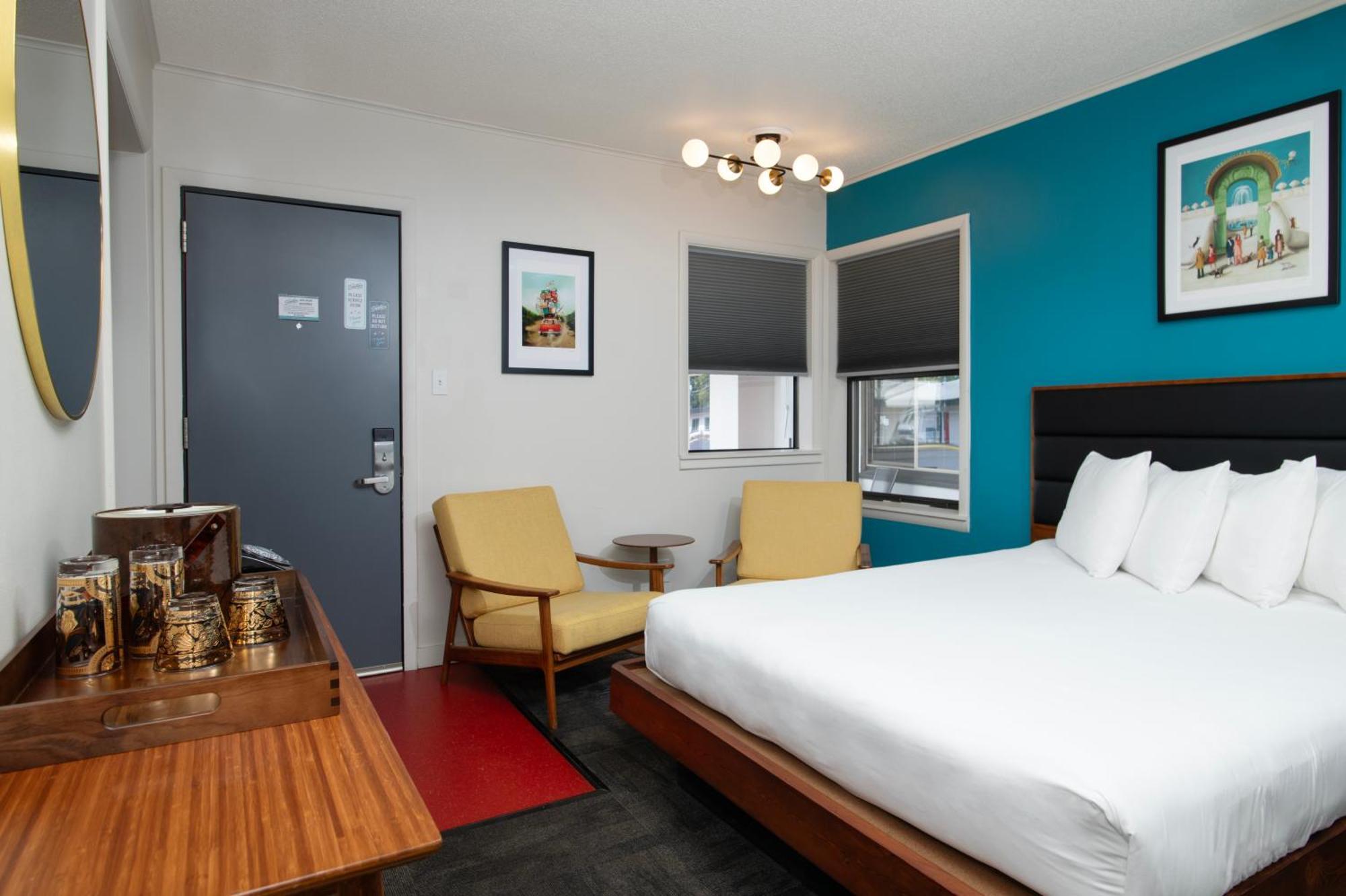 Sapphire Midtown 3*