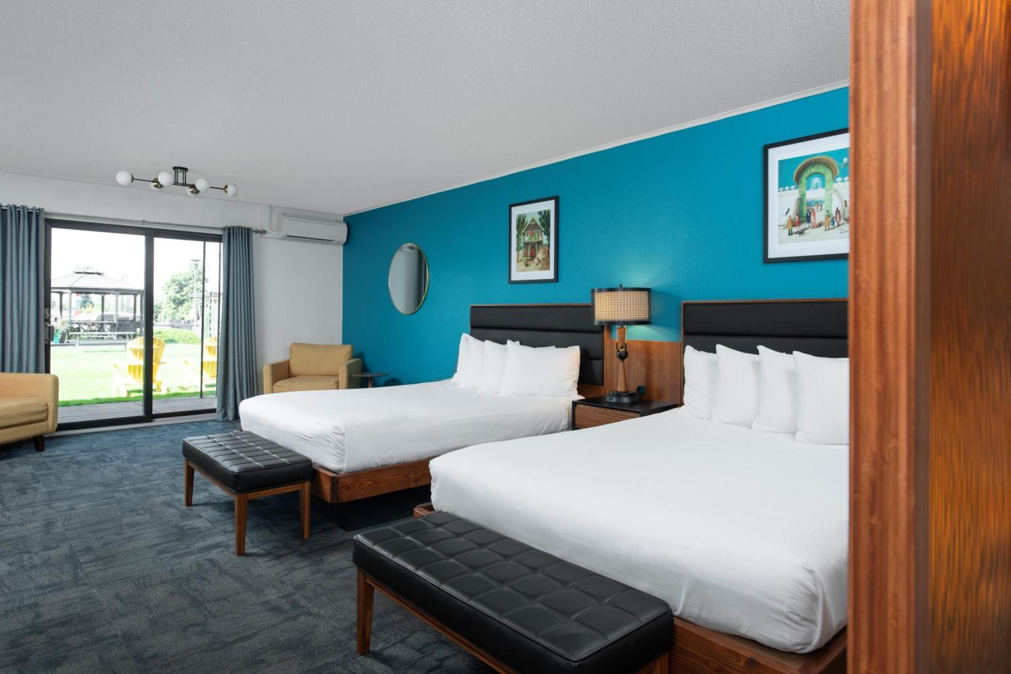 Sapphire Midtown Hotel